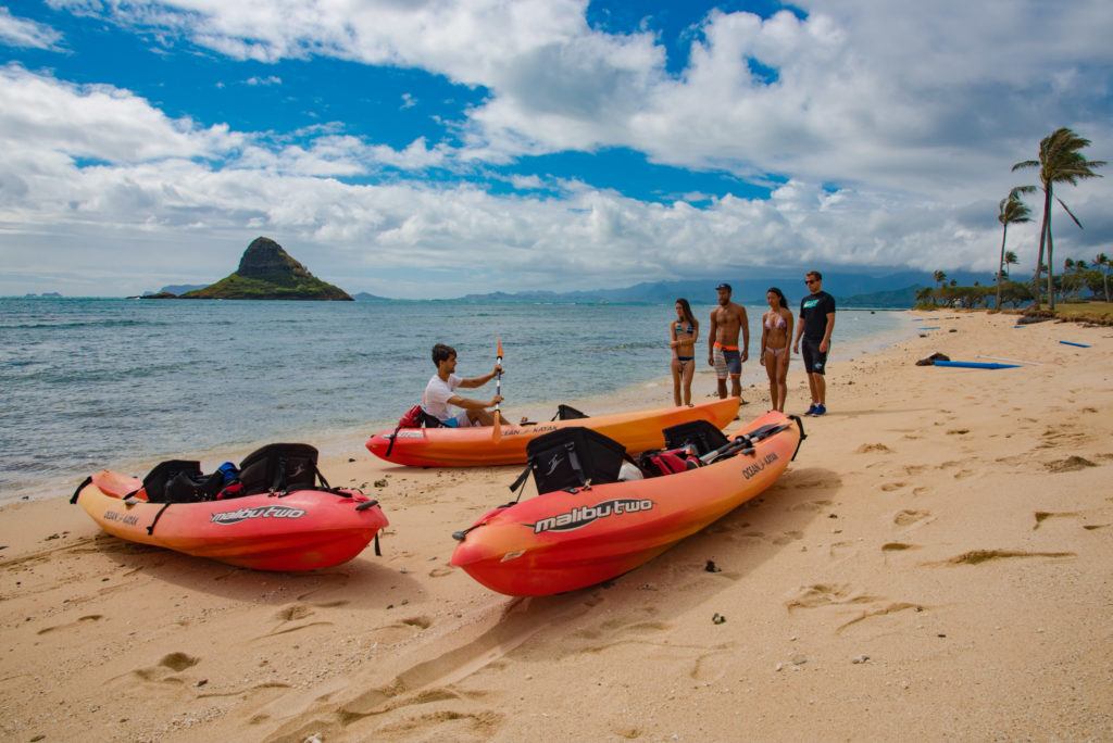 kayaking to chinamans hat