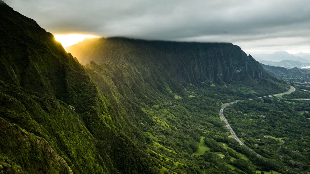 pali puka, pali notches pali puka directions, pali puka location,where is pali puka, how to get to pali puka, how long is pali puka,likeke falls,,pali puka history, pali puka to lanihuli ridge hike,pali puka hike death,pali notches,lulumahu falls,pu’u manamana mini hike,